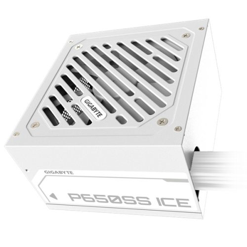 GIGABYTE Tápegység 650W 80+ Silver